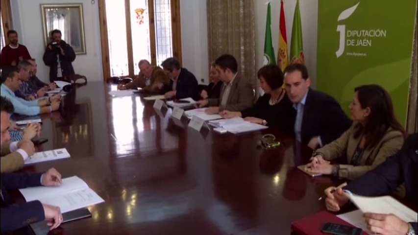 Diputación plantea al Consejo de Alcaldes medidas para los 97 municipios de la provincia