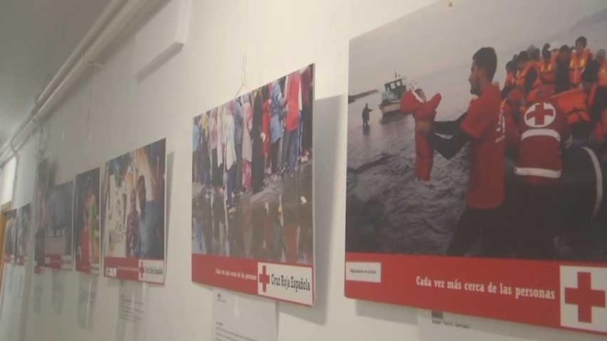 Exposición de Cruz Roja en la Escuela de Adultos de Baeza