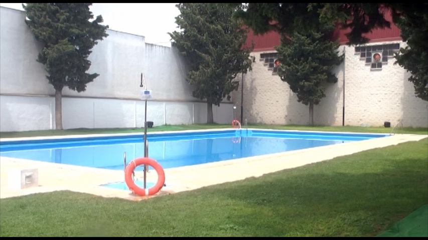 Abre sus puertas la piscina municipal de Sabiote