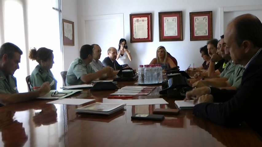 Reunión de la Junta Local de Seguridad en Baeza para la Feria de Agosto y la Romería de La Yedra