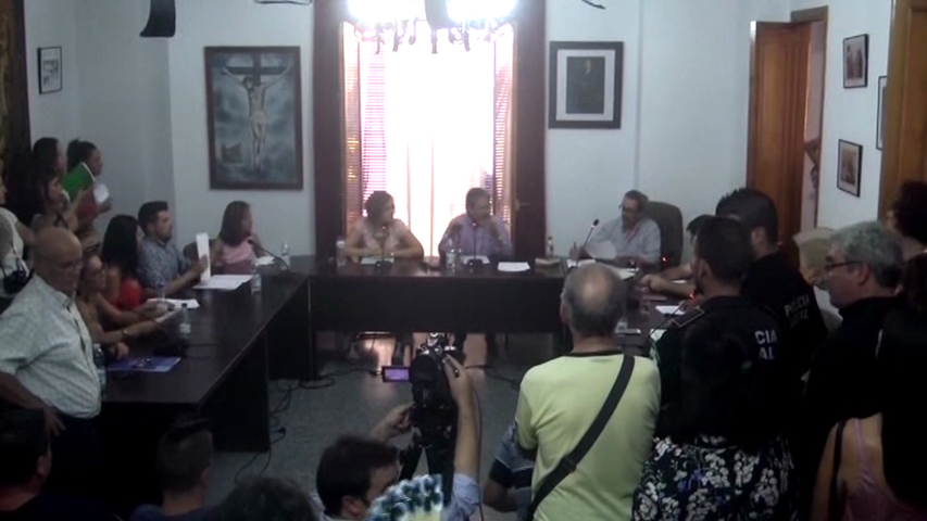 Primeras reacciones tras la moción de censura en Begíjar