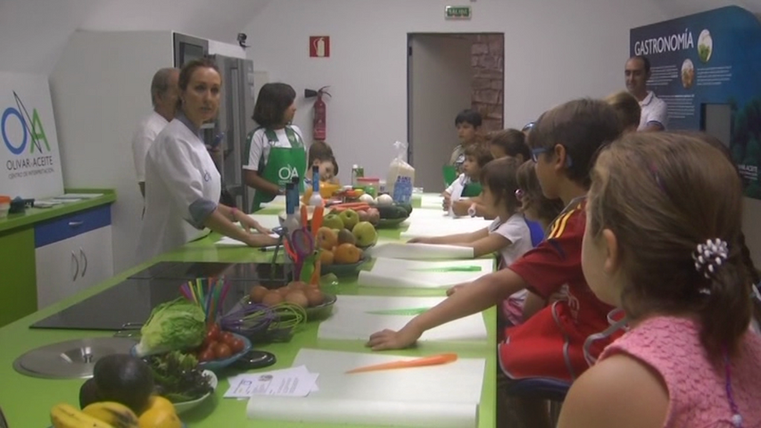 Cursos de cocina para niños en el centro Olivar y Aceite de Úbeda