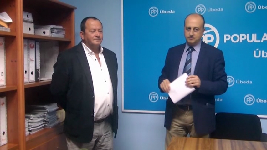 Robles responde a la dirección local del PP de Úbeda que «sigue teniendo la confianza» de la mayor parte del grupo municipal
