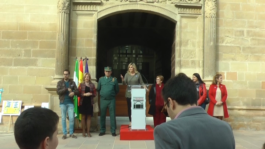 Lectura de Manifiesto y danza para conmemorar en Baeza el 25 de Noviembre