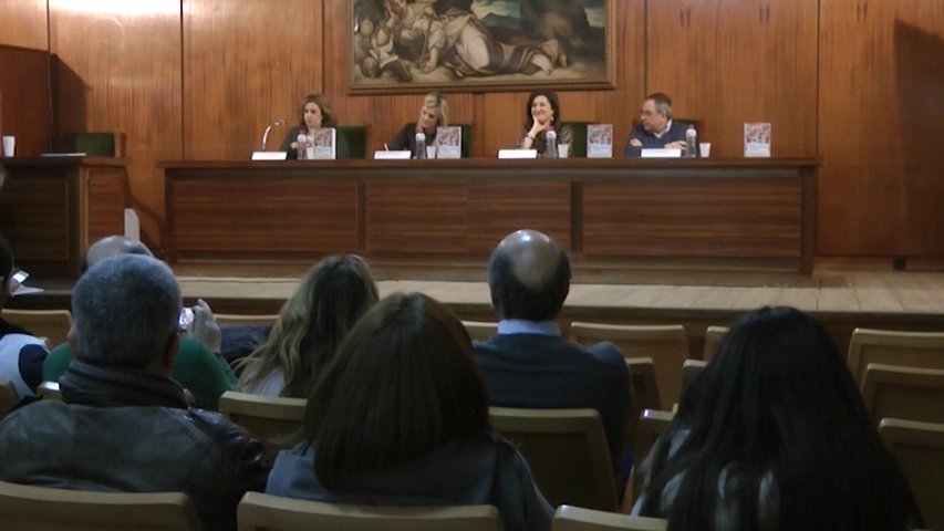 Presentada en Baeza la agenda escolar coeducativa 2017 -2018.