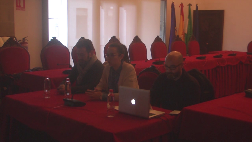 Alternaocio presenta a las AMPAS de Baeza su proyecto de Escuelas de Familias