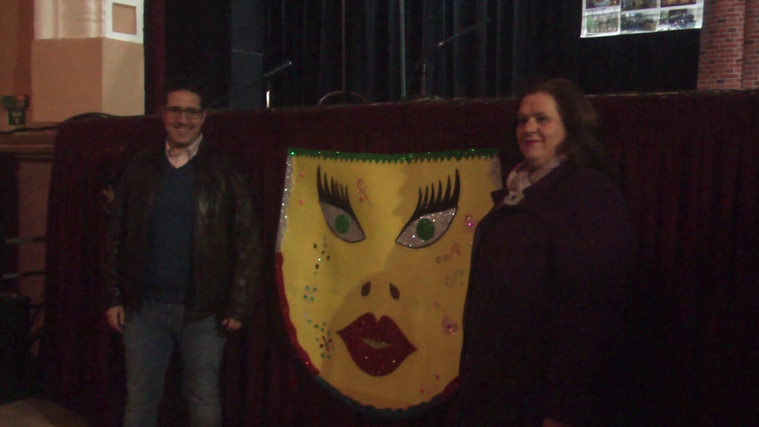 Todo preparado en el Teatro Ideal para el Concurso de Carnaval «Ciudad de Úbeda»