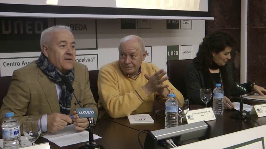 Antonio Carvajal presenta su libro «El fuego en mi poder» en la UNED de Úbeda