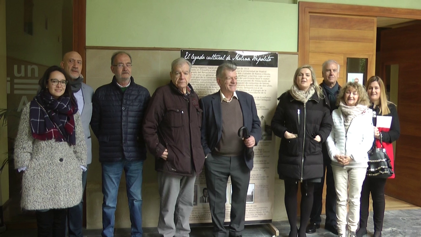Inaugurada en la UNIA la exposición «El Legado Cultural de Molina Hipólito»