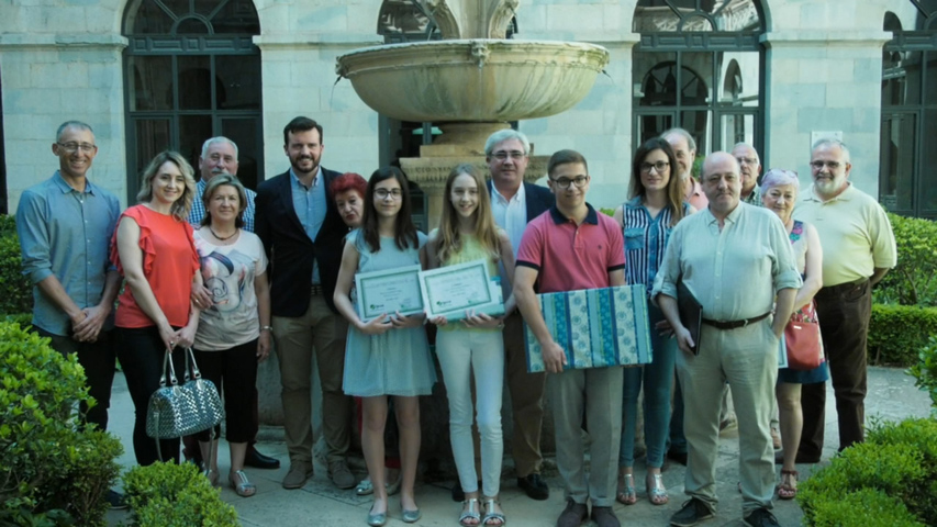 Estudiantes de Linares y Torreperogil ganan el 6º Concurso de Fotografía que promueve Facua junto a Diputación