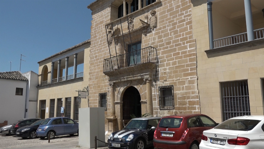 Reorganización de negociados municipales en Úbeda por problemas estructurales del Palacio Vázquez de Molina