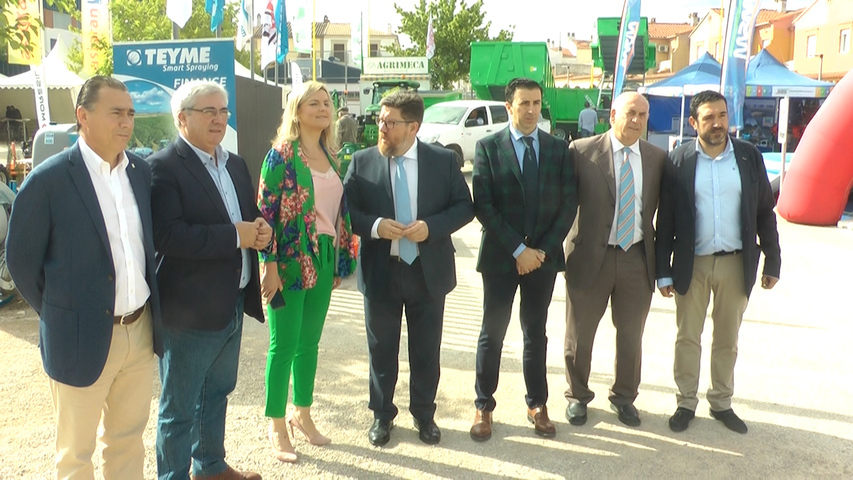 El consejero de agricultura Rodrigo Sánchez visita Futuroliva