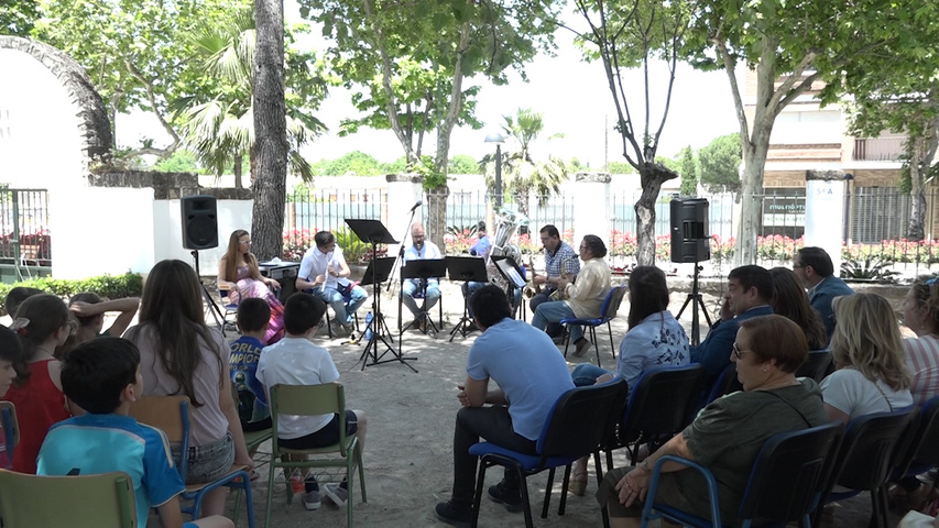 El ceip San Juan de la Cruz celebra una Tertulia Musical en el día internacional de la Música