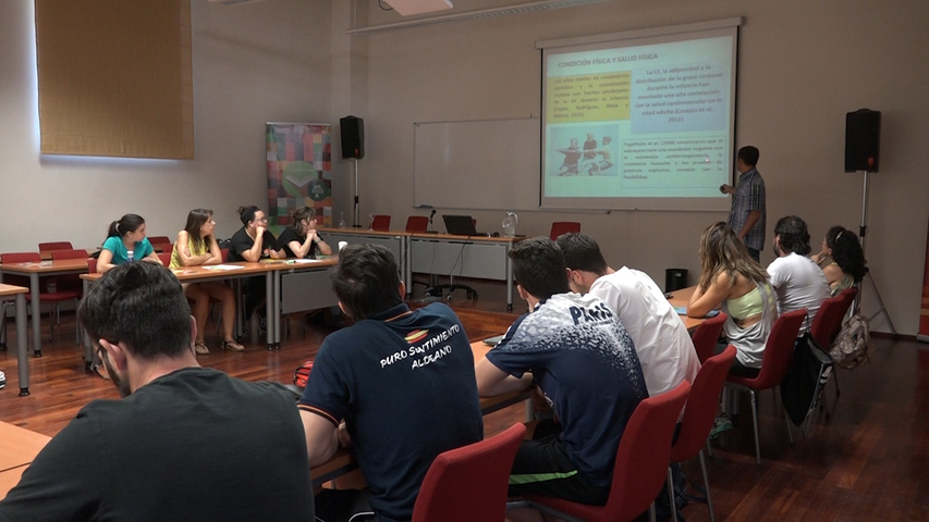 Cursos UNIA: Nuevas tendencias educativas en educación física 2 EDUCACION FISICA