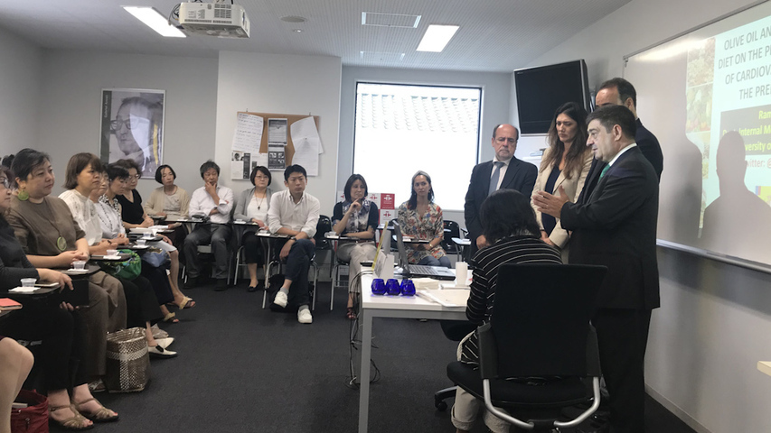 Aceites de Oliva de España y la Diputación de Jaén difunden el Estudio PREDIMED en Japón