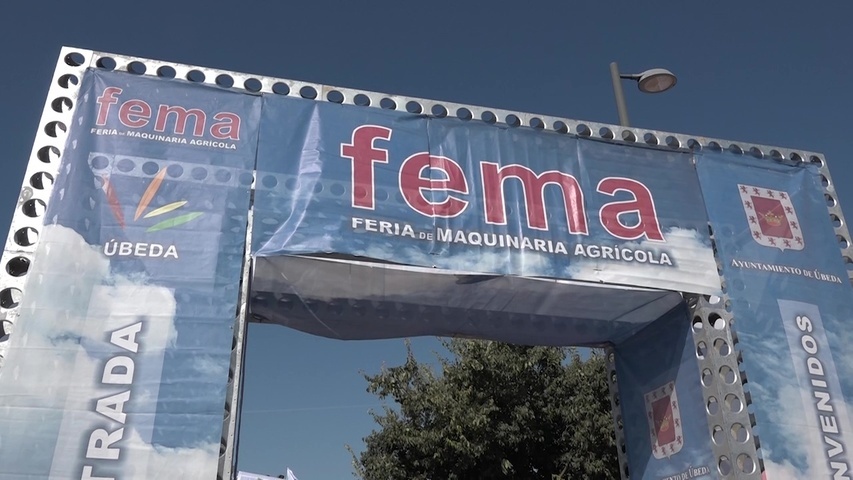 Úbeda inaugura su feria de maquinaria agrícola que se desarrolla hasta el domingo 16