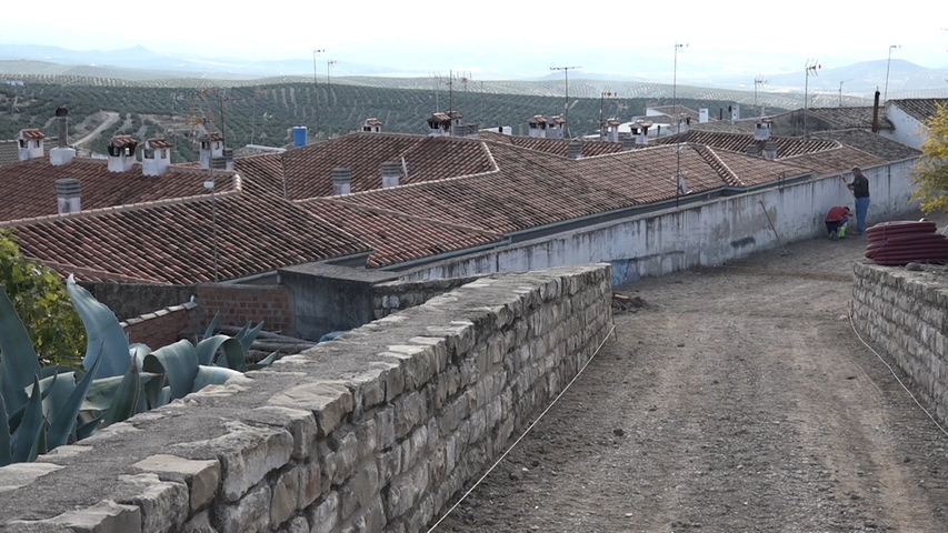 Continúan las obras de remodelación del Parque del Carmen en Úbeda