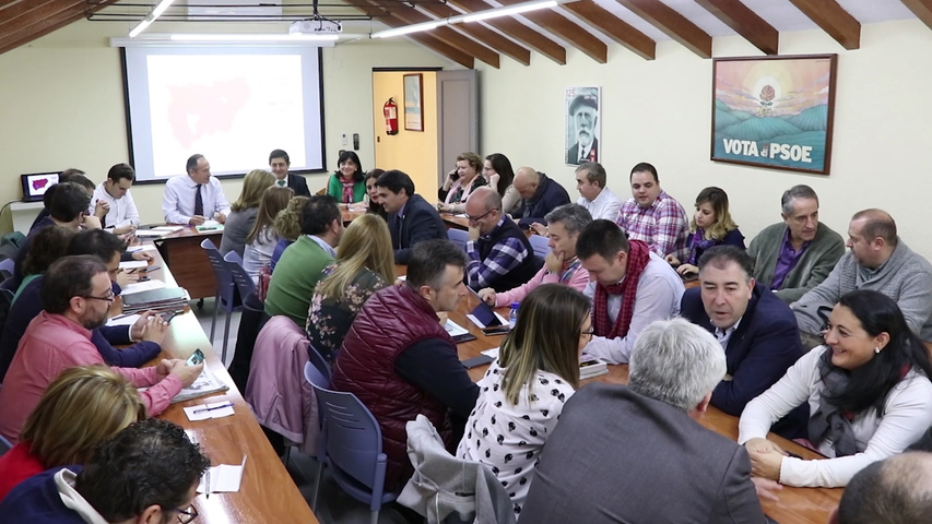 Reyes subraya que el PSOE tiene “la responsabilidad de ser el partido más votado”
