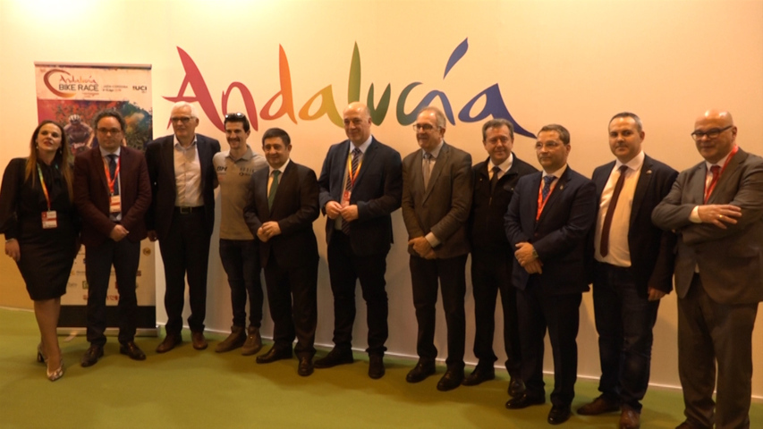 Diputación presenta en FITUR las etapas de la Andalucía Bike Race por la provincia