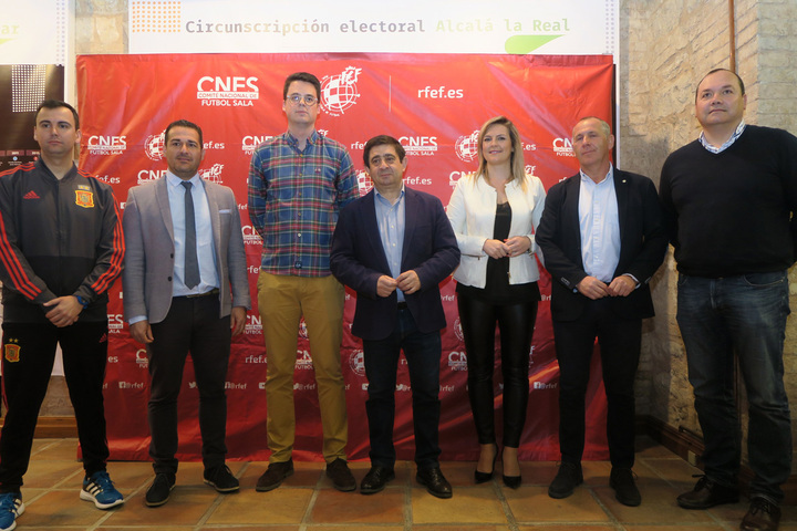 La selección de fútbol sala sub-19 se prepara en Úbeda y Baeza para el Campeonato de Europa
