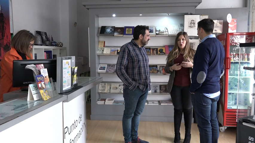 La delegada de turismo se reúne con los gerentes de Pópulo Servicios Turísticos en Baeza