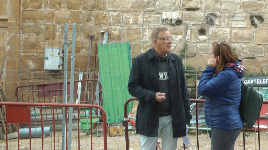 El PSOE explica los motivos del derribo del muro de la plaza de toros