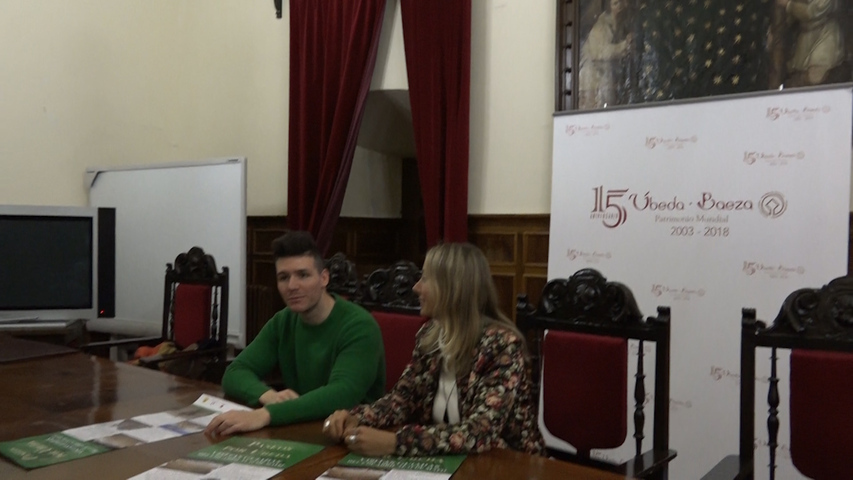 Elena Rodríguez presenta las visitas guiadas a Úbeda de la Asociación «Úbeda por la cultura»