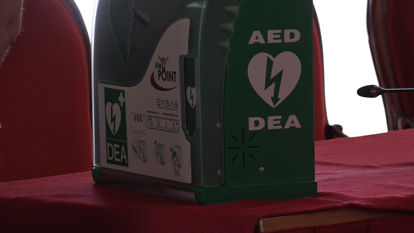 11 desfibriladores hacen de  Baeza un municipio protegido cardiovascularmente