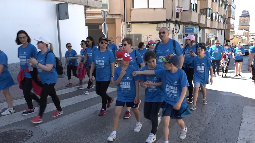 IV Marcha solidaria de la Unión de Cofradías de Úbeda a beneficio de «El mundo de Namu»
