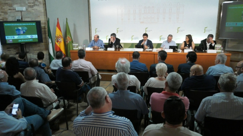 Reyes destaca el papel de las Casas del Pueblo como espacios para la cultura, la libertad, la reflexión y la igualdad