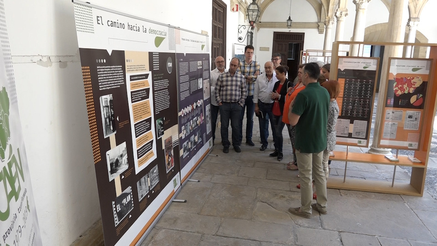 Inaugurada en Úbeda la muestra “Jaén, provincia transformada: 1979-2019. Cuarenta años de democracia”