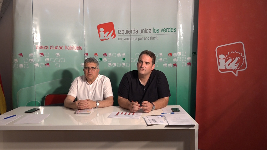 Izquierda Unida Baeza explica su postura contra la subida de la masa salarial de la corporación