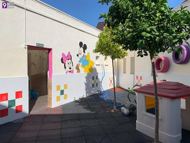El Ayuntamiento de Rus mejora el patio de la guardería municipal