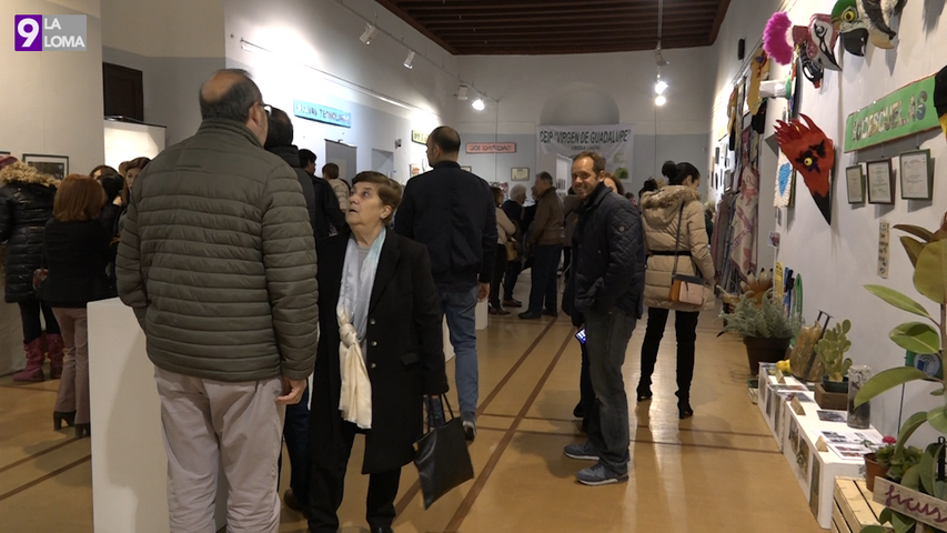 La exposición del 50 aniversario del CEIP Virgen de Guadalupe estará hasta el 30 de noviembre en el Hospital de Santiago