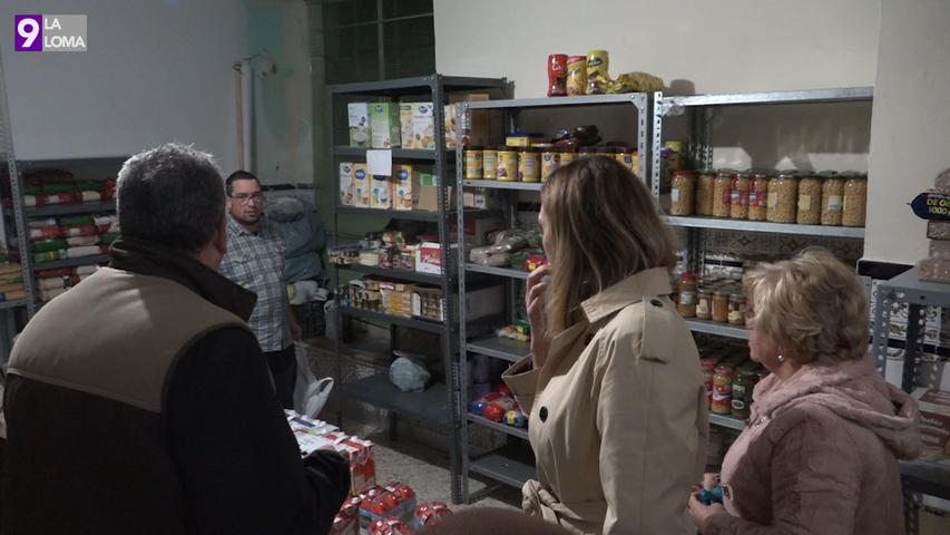 Los vecinos de Baeza se vuelcan con la campaña de recogida de alimentos de la Agrupación Arciprestal de Cofradías