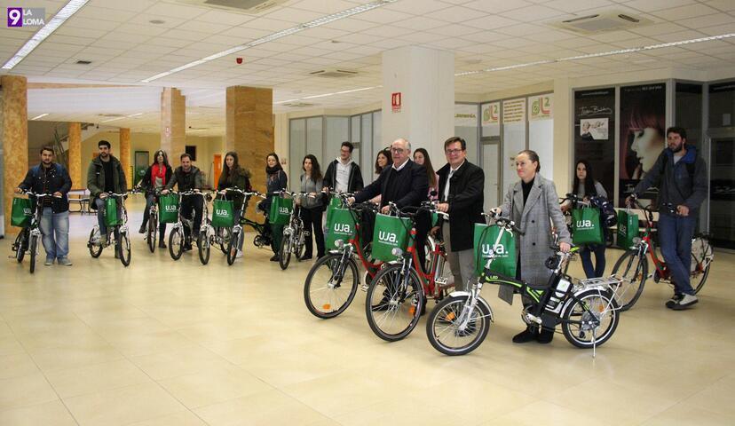 La UJA entrega 25 bicicletas eléctricas para promover la movilidad sostenible