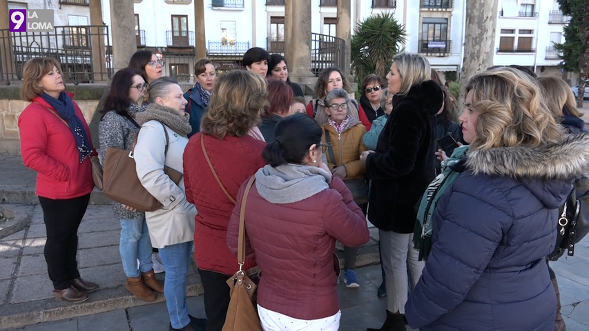 Las limpiadoras de los Institutos continúan con la huelga