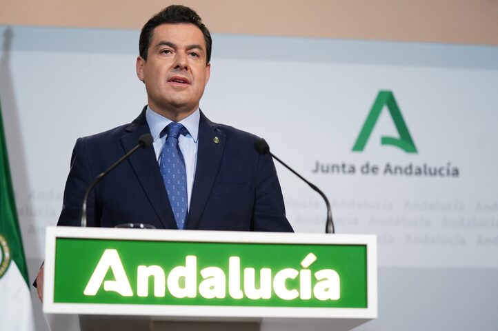 Moreno garantiza a Sánchez la lealtad de Andalucía y apela a la necesidad de preparar un plan para el cierre de fronteras