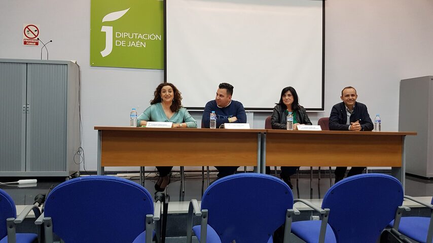 La Escuela de Madres y Padres llega este año a 16 municipios de Jaén