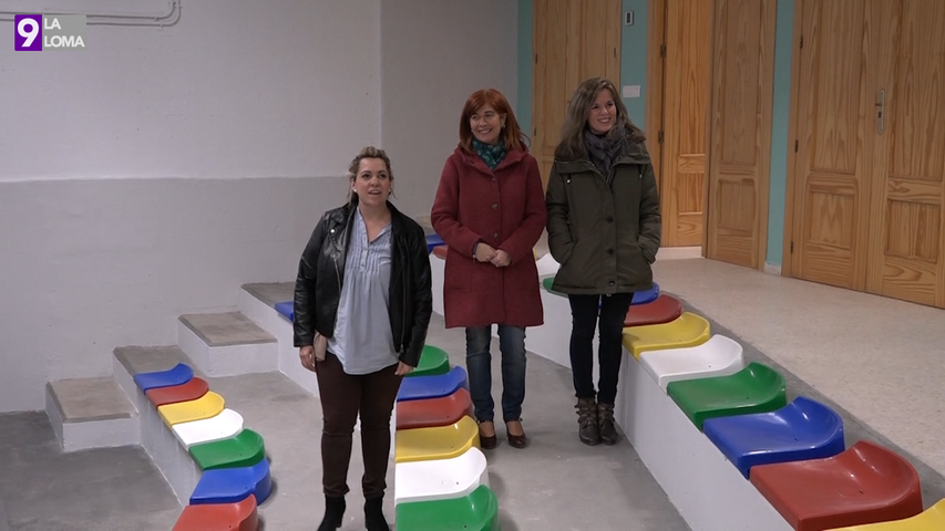 La alcaldesa de Úbeda visita las obras del centro de servicios sociales en la calle Ariza
