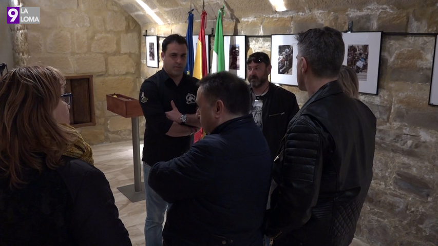 Arrancan las actividades de «Motonavo» en Begíjar con la exposición de Juan Manzanares