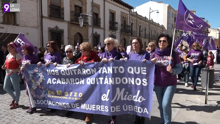 Úbeda reivindica la igualdad de hombres y mujeres en la manifestación del 8-M