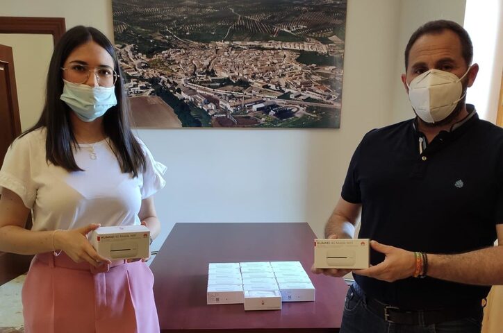 juan matias y concejala de educacion e1590076916967