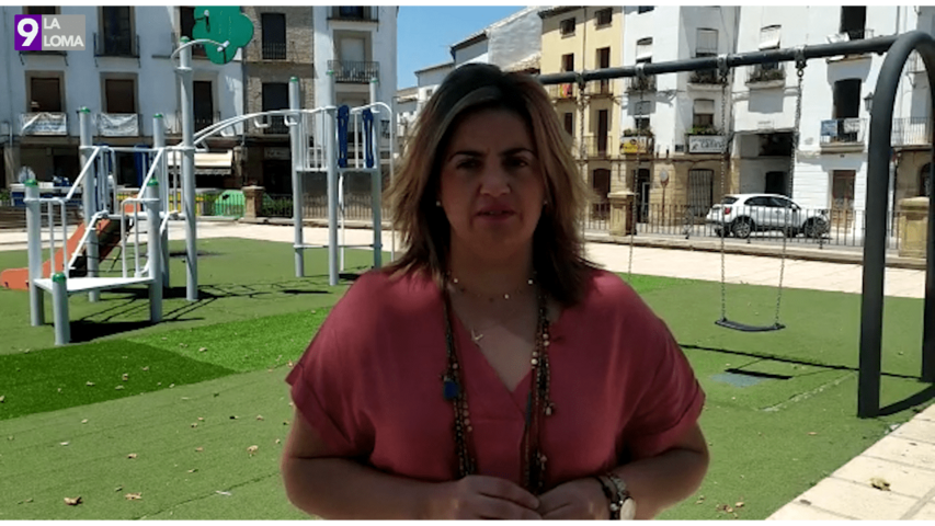 Parques infantiles listos para su uso en la ciudad de Baeza