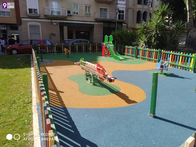 Concluyen las obras en los parques infantiles de palma burgos y calle explanada