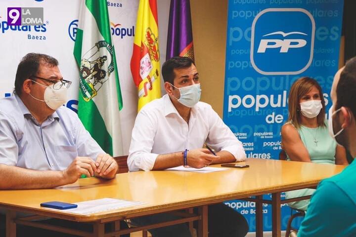 El PP de Jaén respalda la labor del Partido Popular de Baeza