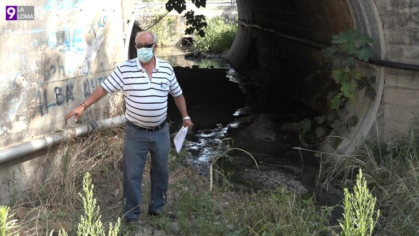 Los vecinos de San Bartolomé reclaman una solución a los problemas de vertidos residuales que atraviesan el núcleo de población