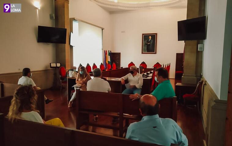 El Consejo Sectorial de Agricultura de Baeza se reúne para hablar sobre la nueva campaña de aceituna