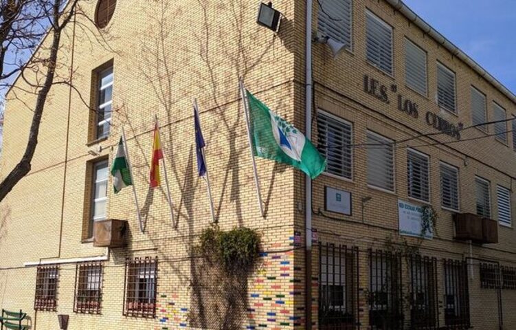 Incremento docente y organización flexible para reducir el número de alumnos por aula