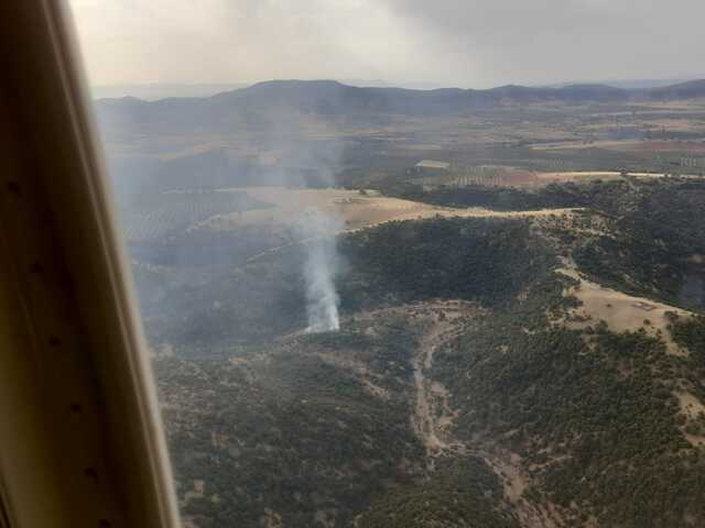 Infoca trabaja en la extinción del incendio declarado en Santisteban del Puerto